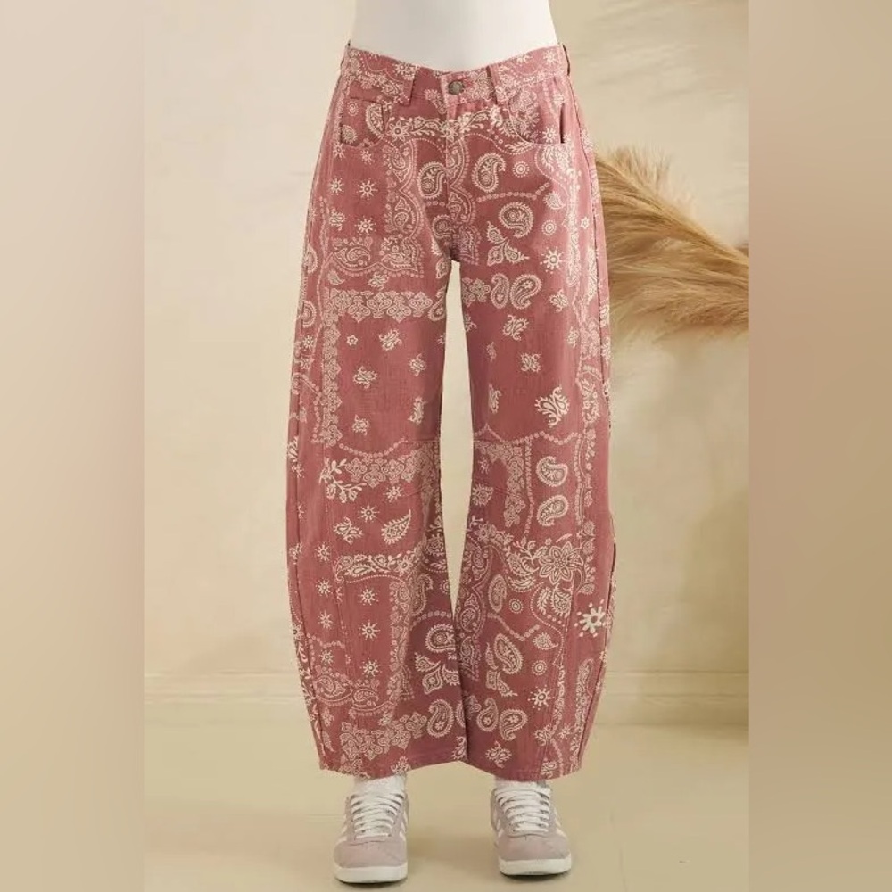 Veveret Paisley Print Wide-Leg Pants - Red
